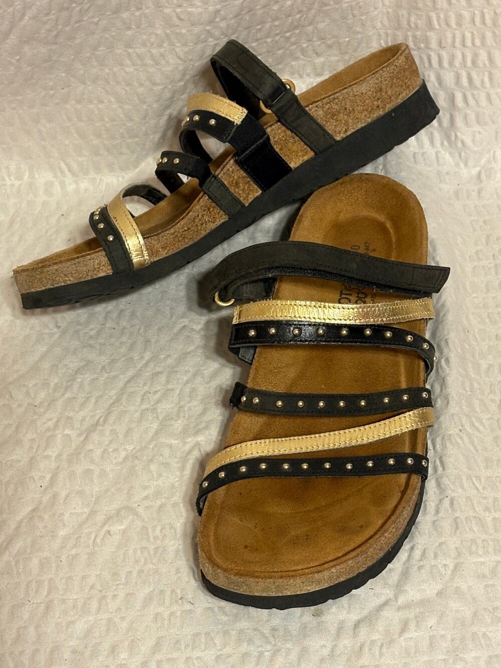 Naot Prescott Black Gold Sandals Anatomical Cork Latex Footbed Women’s Size 9